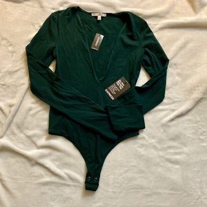 NWT EXPRESS DEEP V BODYSUIT SZ: XS